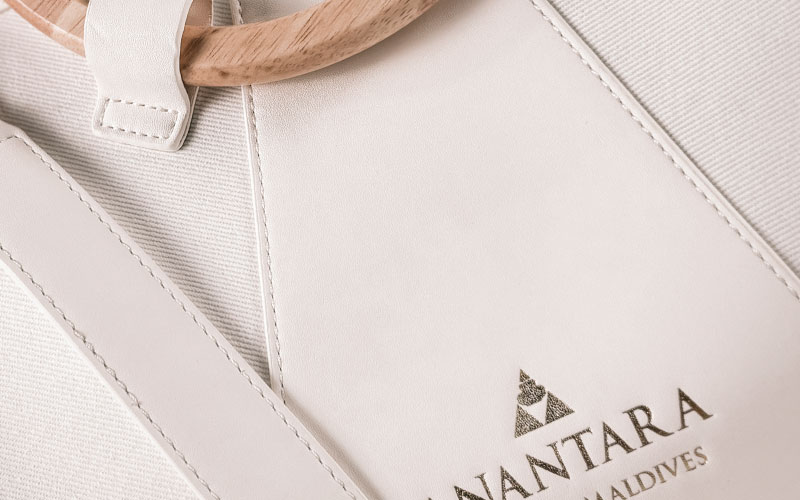 Anantara Kihavah VIP Bag